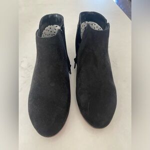 Girls black booties size 1